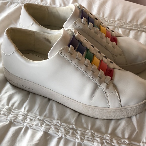 Shoes - Picture 2 of 2